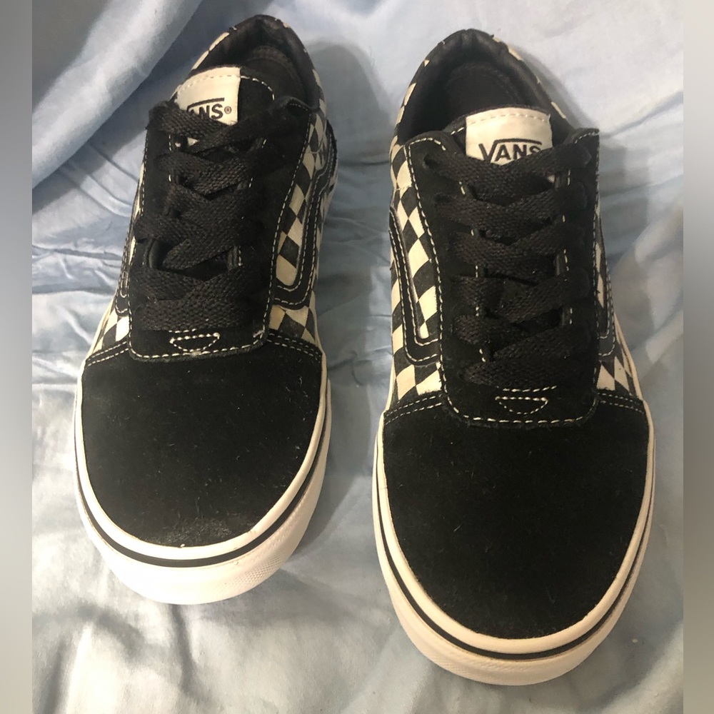 Vans Checkerboard Black/White lace up Youth Sz 3.5.